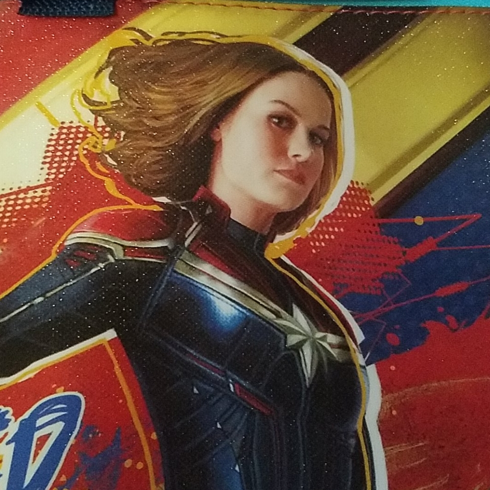 Captain Marvel Backpack - Picture 4 of 16